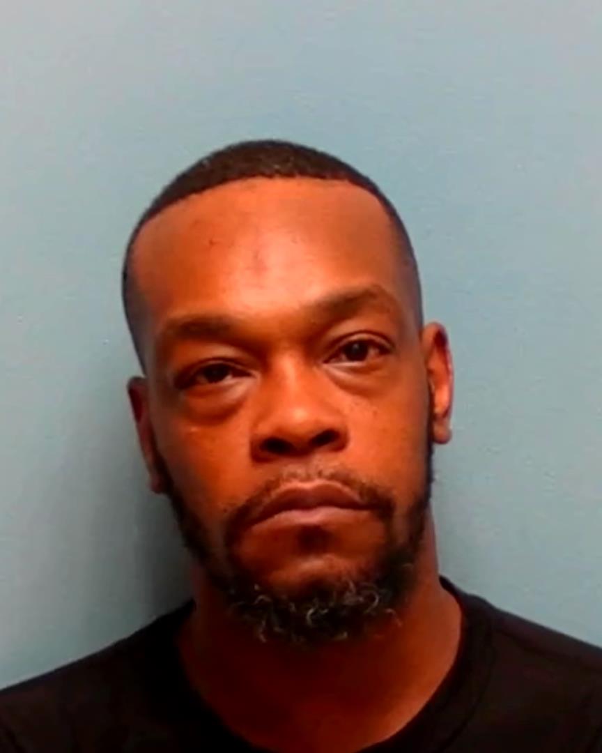 Image of DARVELL BELL
